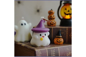 E220 Spooky & Unique Decor Mini Size Halloween Ghost - Shaped Creative Candles