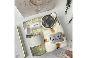 Customizable Valentine's Day & Birthday Gift Set Promotional Bridesmaid Wedding Souvenirs for Guests Thank You Items
