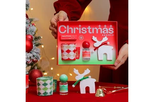 Foreign Trade Cross-border Christmas Aromatherapy Handmade Soy Wax Environment-Friendly Candles Ornaments Party Favors