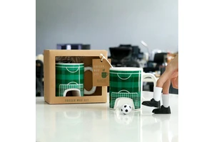 BespritGift Eco-Friendly Novelty Office Gifts Finger Table Soccer Ceramic Coffee Mug Fathers Day Gift Set for Boy Men Birthday