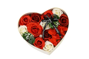 Hot Selling Valentine's Day New Creative Heart Shaped Soap Flower Gift Box for Girlfriend on Valentine's Day