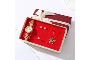 Fashionable Mother's Day Jewelry Is an Ideal Gift for Mothers and Also a Wonderful Souvenir for the Celebration.