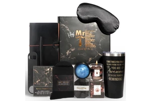 Uionen Men's Black Theme Stainless Steel Gift Set with Letterpress Printing Father's Day Scented Candles & Bath Gift Box