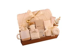 2025 Idea Hot Self-Care Gift Basket for Women Rose Flower Candle Gift Set with Blanket Mug for Mother's Day Christmas New Year