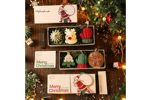Wholesale Luxury 3PCS Christmas Tree Gingerbread Man & Deer Scented Soy Wax Candles Set for Home Decoration Holiday Gift Giving