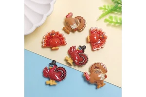 100Pcs Fall Thanksgiving Turkey Charms Mini Resin Turkey Flatback Cabochons Ornaments for Jewelry Making DIY Holiday Party Decor
