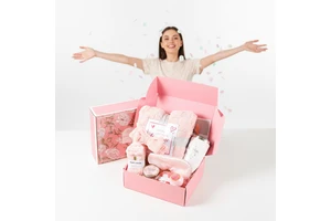 2026 Valentine's Day Pink Luxury Multi-Piece Self Care Gift Set for Women with Sleep Mask Tumbler Candle Rose Love Soap