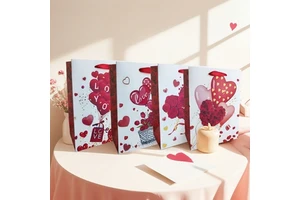 VT02 Ready to Ship Valentine Torte Bag, Love Balloon & Roses Paper Gift Bags