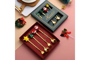 Christmas Gift Snowman Shape 4Pcs Silverware Stainless Steel Coffee Spoon Fork Gold Flatware Kids Gift Box Customized Factory
