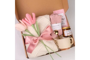 Custom Self-Care Gifts for Women 'Get Well Soon' Sympathy Set with Blanket Candles Mug for Birthday or Mother's Day-Mom