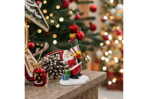 Handmade Eco-Friendly Santa Claus Statue with Gifts-Resin Christmas Decoration for Holiday Home Decor & Corporate Xmas Gifts