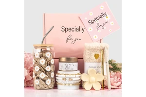Gift Set: Mother's Day Handheld Gift Box, Aromatherapy Candle Bath Gift Box, Aromatherapy Creative Birthday Gift Set