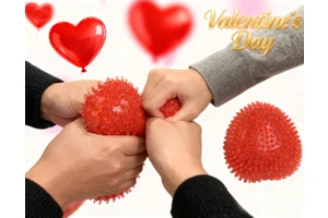 Premium Quality Valentine's Day Gift-Plastic Heart-Shaped Squeezable Red & Pink Squishy