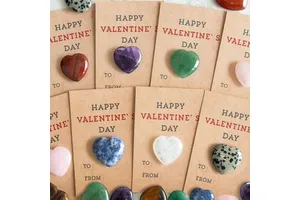 Children's Valentine's Day Gift for School Party Gift Exchange and Home Decoration Heart-Shaped Natural Crystal Card