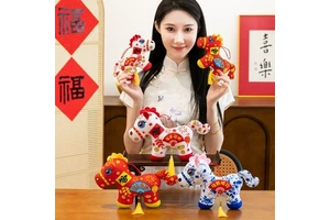 Creative Year of the Horse - Trendy Horse Decorative Items, Soft Toy Dolls, New Year Decorations, Play Figures
