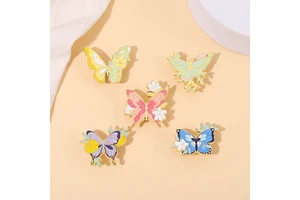 High Quality Creative Flower Butterfly Lapel Badge Emblem Pin Manufacturer's Wholesale Fashion Design for New Year Angel Theme