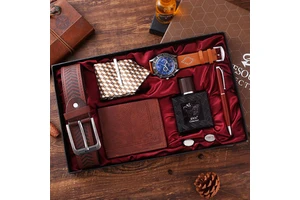 Hot Selling Exquisite Business Men Gift Box Set Leather Watch Belt Necktie Wallet Fragrance Button Pen Business Men Gift Box Set