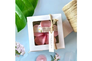 2024 New Year Gift Valentine Gift Set Coconut Oil Flower Soap 100g Plumeria Flower Scent Product of Thailand