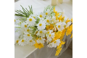 Lifelike Single Stem 5-Heads Small Daisy Artificial Flower for Floral Arrangement Home Wedding Party Living Room Decoration