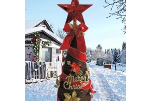 High Quality Eco-Friendly Christmas Ornaments Set with LED Lights for Indoor Tree and Home Decor