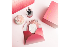Mother's Day Aromatherapy Gift Box Home Decor Non-Fire Ornaments & Aroma Candle Set Birthday Valentine's Day