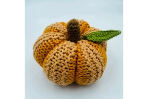 Handmade Cotton Crochet Halloween Thanksgiving Harvest Pumpkin Keychain Soft Non-Toxic Customized Color Superior Quality