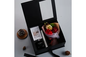 Hot Sell Happy Valentine's Day 120ml Aromatherapy and Soap Rose Present for Women Festival&Party Supplies Birthday Gift Box Set