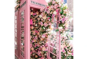 Spring Planting British Retro Wedding Decoration Iron Material Outdoor Classic Customizable London Telephone Booth