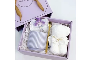 Wholesale Wedding Favor Set Elegant Design Lovely Bunny Gift Set in Gift Box for Valentine's Day Trending Products