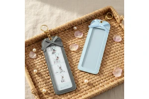 PU Leather Light Lipstick Keychain Cute Long Four-Panel DIY Photo Holder Couple Pendant Apple Shape