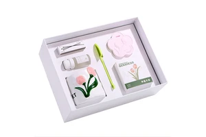 Mother's Day Gift for Mom High-grade Practical Hand Gift Tulip Aroma Candle Small Gift Set