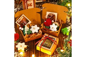 Luxurious Soy Wax Handmade Gingerbread Man Tree Snowflake Festive Holiday Decor Scented Candles Christmas Gift Set