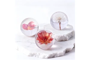OEM Resin Crafts Hand-painted Artistic Dried Flower Rose Paperweight Christmas Valentine's Day Graduation New Year Gifts