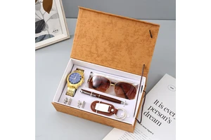 Father's Day Gift Set Men's Gift Set Quartz Watch Sunglasses Belt Ballpoint Pen Key Chain Business Box Set 5pcs