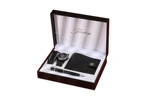Promotional Products Ideas Corporate Fathers Day Gifts Men's Watches with Low Price Wallets Leather Men Genuine Men Gift Set