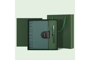 New Father's Day Business Gift Sets Custom Logo PU Leather A5 Notebook Diary and Metal Roller Pen Custom Combined Sets for Gift