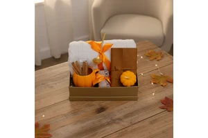 Hot Selling New Arrival Customizable Valentine's Day & Birthday Gift Set Promotional Wedding Souvenirs for Guests Thank You Item