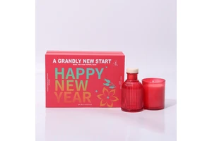 Custom New Year Scented Candle Set New Year Gift Scented Candle and Diffuser Interior Decoration Holiday Decoration