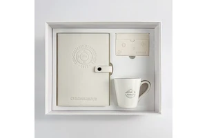 Premium Notebook Gift Set With Card Holder And Bottle Promotional Gifts Item Printed Notebook