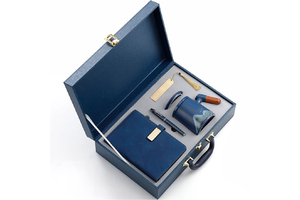 Thoughtful Gift Set for Mother's Day & Father's Day | Customizable Holiday Gift Box for Parents