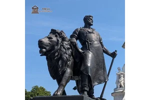 TREVI Big Bronze Royal Statue Sculpture, Customizable Art Collectible, Public Square Landscape Decoration