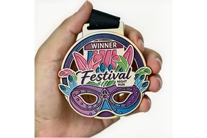 Factory Custom Die Cast Zinc Alloy Medal Soft Enamel Carnival Mask Medal With Engraved Text For Event Souvenir