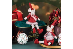 New Year Christmas Supplies Resin Handmade Fabric Reindeer Decoration Doll Pendant for Tree for Holiday Decorations