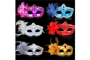 Red Funny Costume Cosplay Mask Venetian Mardi Gras Carnival Masquerade Mask Feather Party Mask for Party Supply Xmas Decor