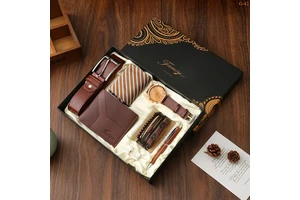 Gifts Set for Men Watch Wallet Belt Key Chain Ballpoint Pen Box for Present Business Men Gift Set Holiday Supplies