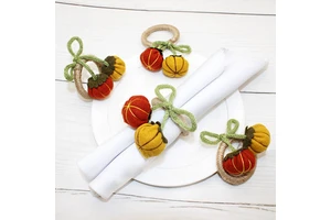 Wholesale of new hotel tableware for Thanksgiving and autumn harvest, pumpkin napkin rings, hcrafted bow buttons