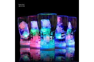 High Quality Custom Logo LED Ice Cube Lights Halloween Bar Baby Shower Toys Flashing New Upgrade Wholesale Plastic New Year
