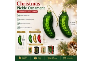 Rundian Handmade Luxury High Quality Modern Small Glass Cucumber Pickle Xmas Ornaments Factory Direct Hanging Decor