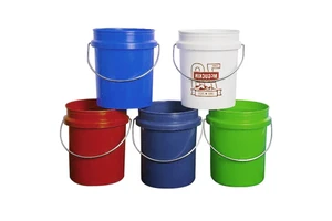 Wholesale Recyclable Food Grade Round Plastic Candy Bucket With Handle For Packaging Custom 500ML Toy Snack Bucket