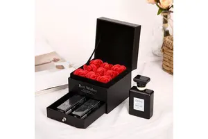 Hot Selling Eternal Rose Artificial Flowers Recyclable Heart-Shaped Preserved Plants Ornaments Valentine's Day Gift Box